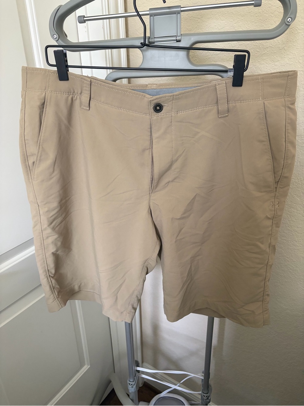 Under Armour Men's Khaki Flat-Front Performance Shorts